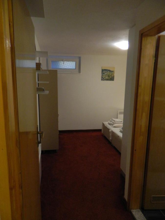 Basement 5 Apartment Sarajewo Zewnętrze zdjęcie